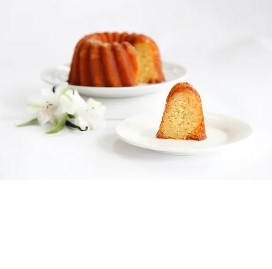 Cape Fear Golden Vanilla Rum Cake (16 oz)