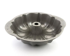 USA Fluted Tube Cake Pan