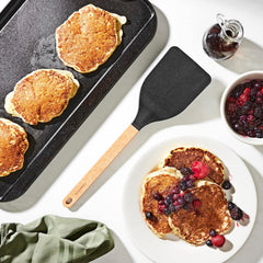 Epicurean Large Turner - Natural & Black (Gourmet Series)