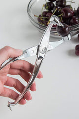 Cherry & Olive Pitter