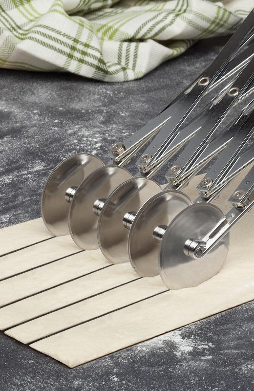Fante's Expandable Dough Cutter