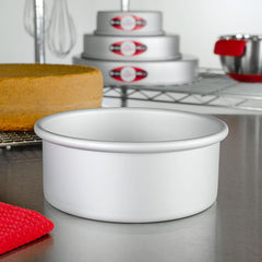 Fat Daddio 6" x 3" Round Cake Pan