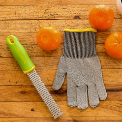 Microplane Kid's Zester & Cut Resistant Glove Set