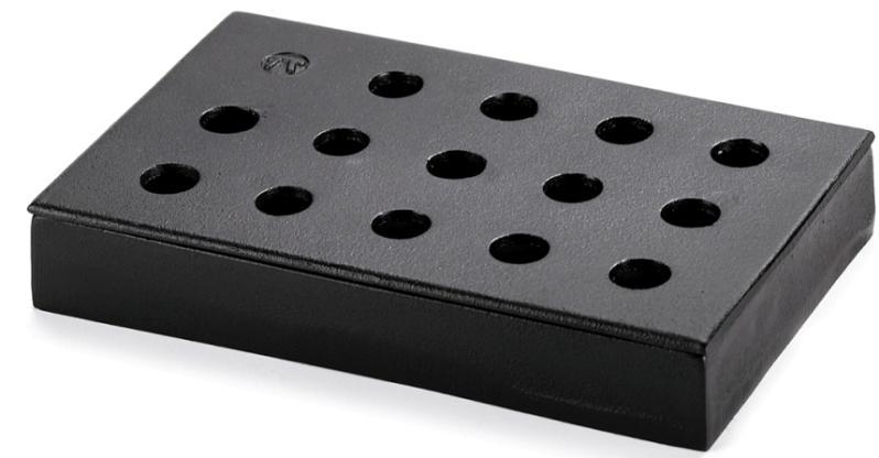 Outset Wood-Chip Smoking Box